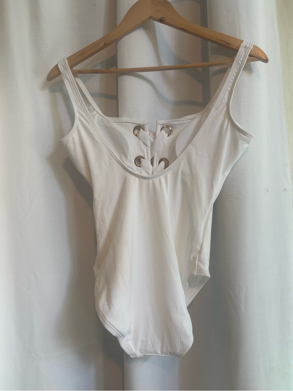 Michael Kors White Lace Up Grommet One Piece Swimsuit MM3Q456 Womens Size 8 NEW - Picture 2 of 5